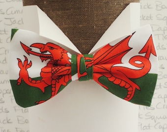 Welsh Flag Bow Tie, Bow Ties For Men, Pre-tied Bow Tie, Red Dragon Bow Tie