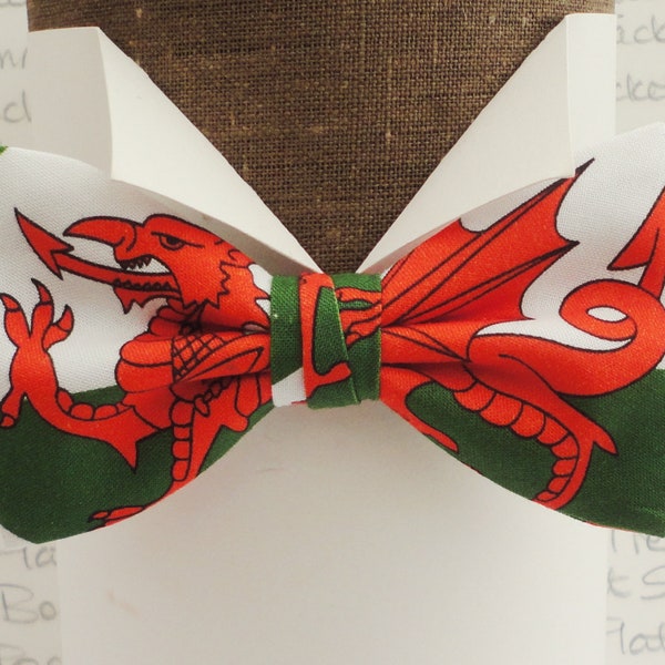 Welsh Flag Bow Tie, Bow Ties For Men, Pre-tied Bow Tie, Red Dragon Bow Tie