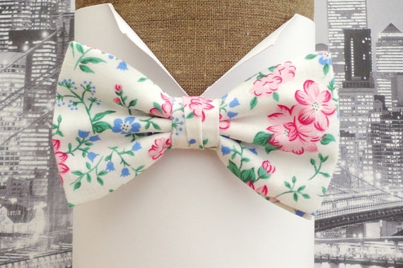 Men's Pre-Tied Bow Tie Set - Floral Pattern With Matching Pocket Square, Pink Blue