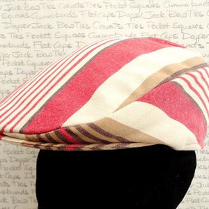 Stripe flat cap for men, golfing hat, driving hat