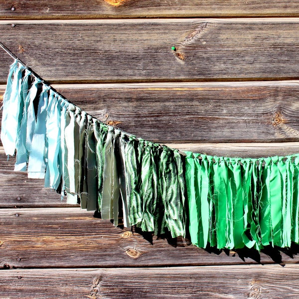 Tea Party Decoration, Rag Fringe Garland, Rag Tie Garland,Fabric Scrap Garland,Shabby Chic Garland Farmhouse,Baby Shower Decoration,Bunting