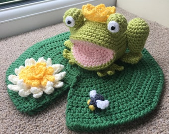 Frog & Lily Pad Playset Crochet Pattern