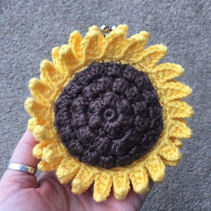 Sunflower Coin Purse Crochet Pattern