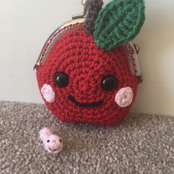 Apple Purse & Worm Friend Crochet Pattern