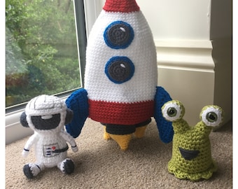 Astronaut & Rocket Playset Crochet Pattern