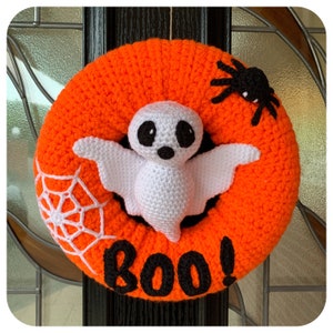 Halloween Ghost Wreath Crochet Pattern image 1