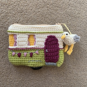 Caravan Zip Purse Crochet Pattern