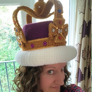 Coronation Crown Crochet Pattern image 3