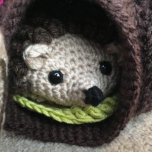 Hedgehog & Log House Playset Crochet Pattern image 6