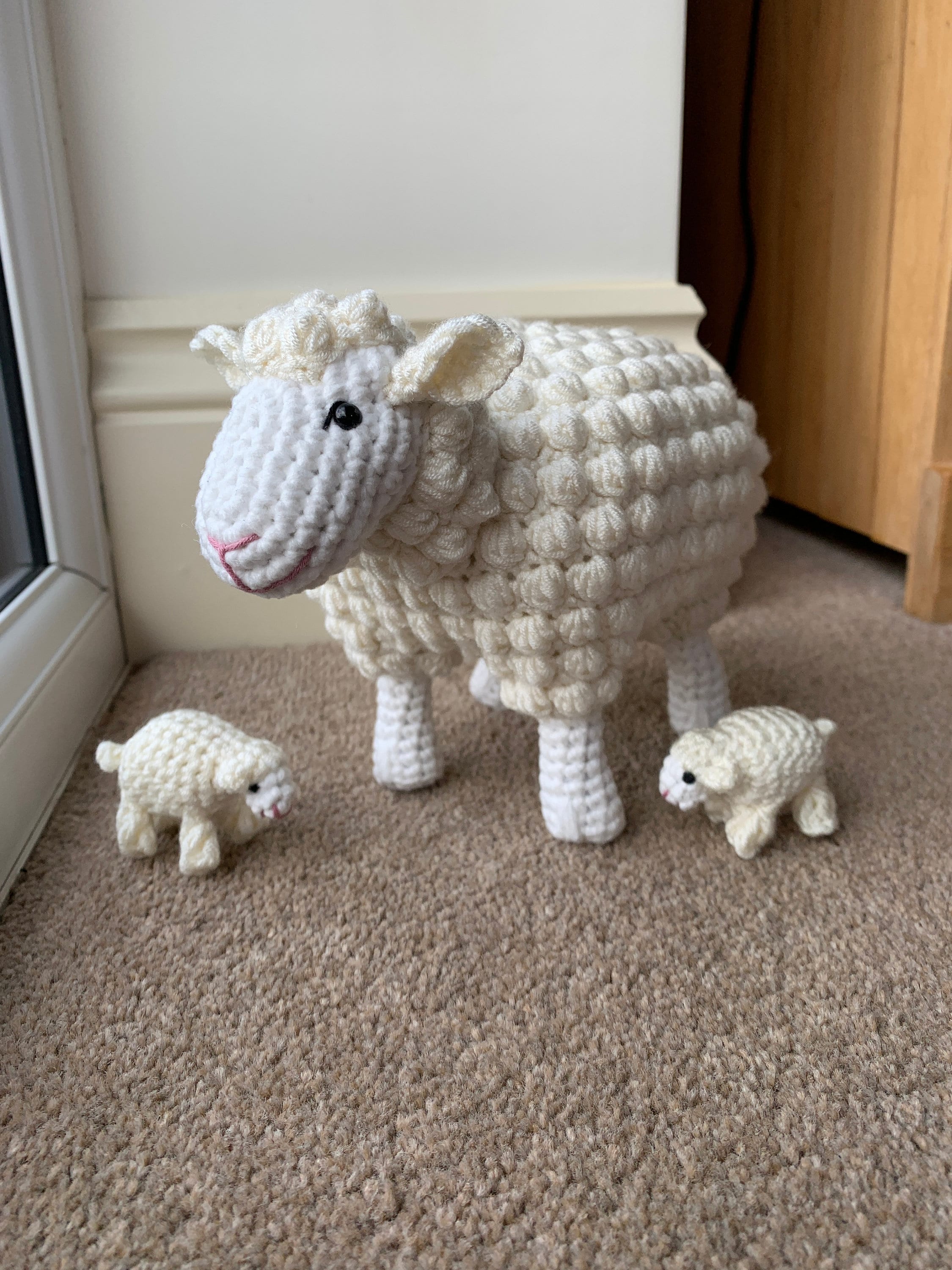 ◆KOMOREBI MUSEUM◆ Handmade 3way lace lamb shearling long b Sheep With Lambs Crochet Pattern - Etsy
