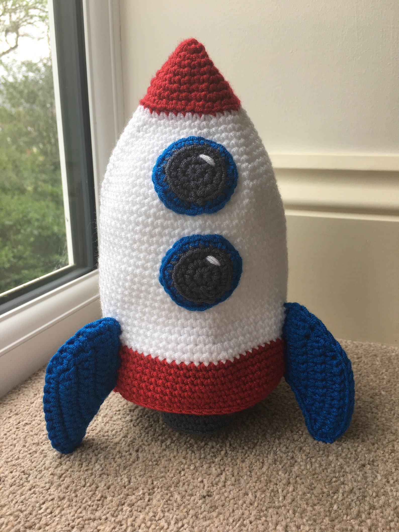 Handmade Crochet Planets, Rocket and Astronaut Toy Set 7pc main image 0