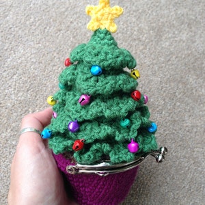 Christmas Tree Coin Purse Crochet Pattern image 3