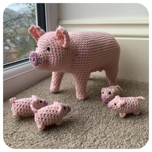Pig with Piglets Crochet Pattern
