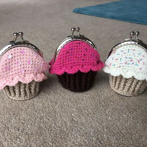 Cupcake Coin Purse Crochet Pattern image 6