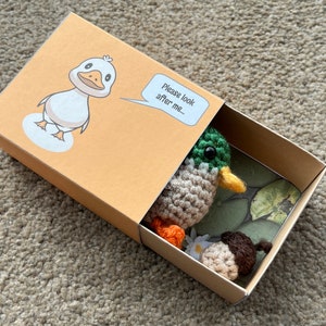 Streichholzschachtel Haustier Ente Häkelanleitung, ohne nähen, mit druckbarer Box & Namenskärtchen