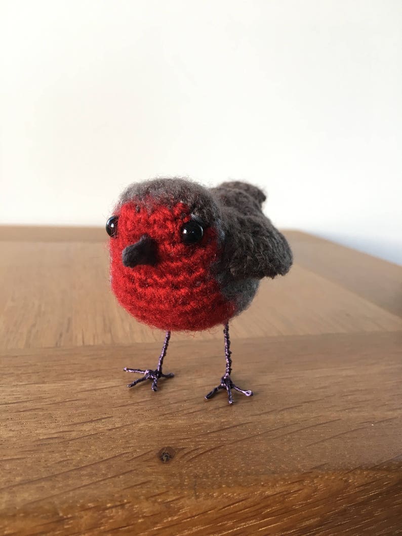 Lifelike Robin Crochet Pattern image 3