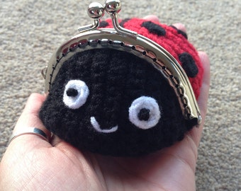 Ladybird / Ladybug Coin Purse Crochet Pattern