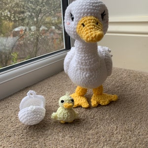 Duck with Hatching Duckling Crochet Pattern image 8