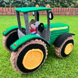 Bäuerin im Traktor Häkelmuster