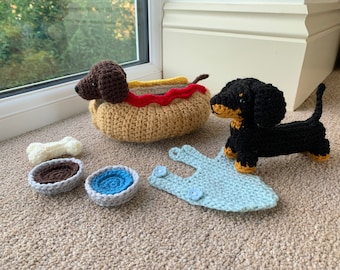 Dachshund in a Hot Dog Bed Crochet Pattern