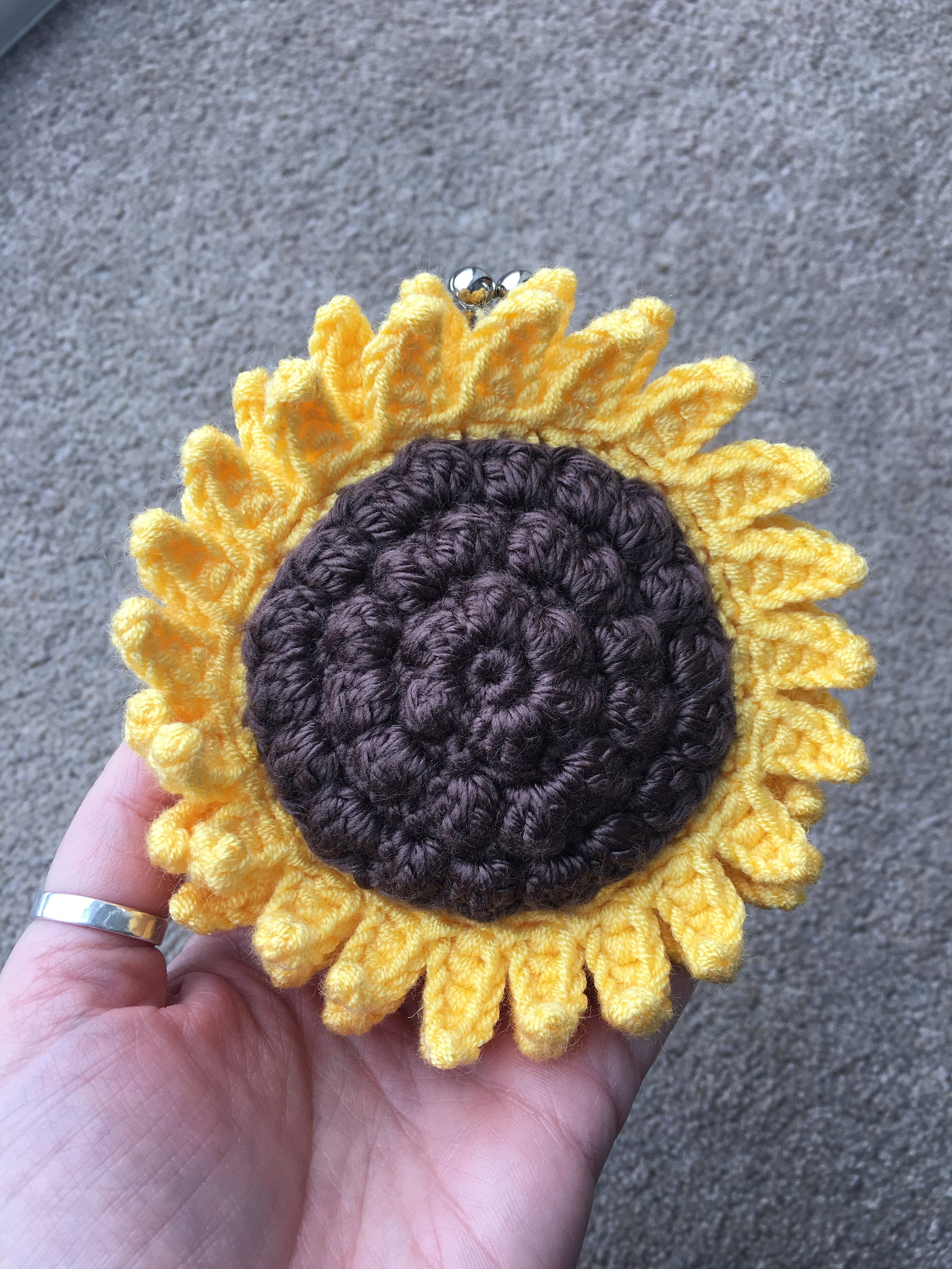 ひまわりの小銭入れのかぎ針編みパターン - Etsy 日本