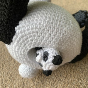 Panda with Cub Crochet Pattern image 5