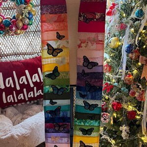 Stola arcobaleno con farfalla *personalizzata*