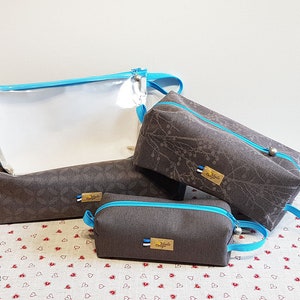 Travel Bag Organizer Set 4 pc, Traveller's washbags, makeup kit, clear toiletry bag, bath and SPA bag, shoes bag image 2