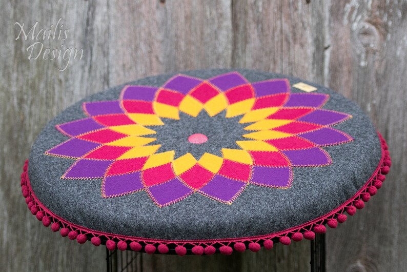 Mandala patterned cushion, Round seat pad, floor cushion, meditation pillow for yoga studio, picnic, resting corner, Patio & outdoor image 1