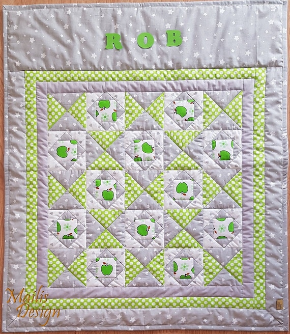 Personalized 100/% Cotton Crib Quilt Christening Gift Baby Shower Gift Baby Quilt