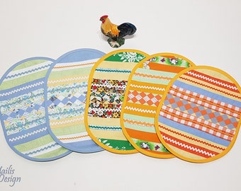 Set of Easter tablerunners - 5 pc, placemats, Spring kitchen decor, Table topper, Mug Rug Quilted, patchwork quilt tablecloth.