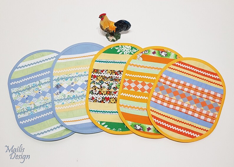 Set of Easter tablerunners 5 pc, placemats, Spring kitchen decor, Table topper, Mug Rug Quilted, patchwork quilt tablecloth. image 1