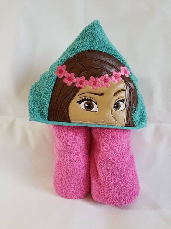 moana hooded towel