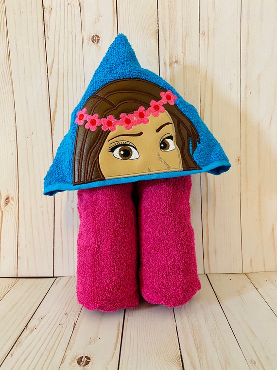 moana hooded towel