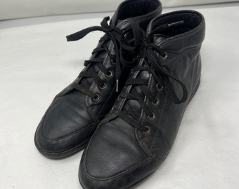 Women Size 7 1/2 Vintage Black Leather Easy Spirit Leather Lace Up Ankle Boots