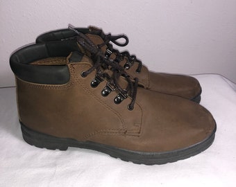 rugged outback alpine boots