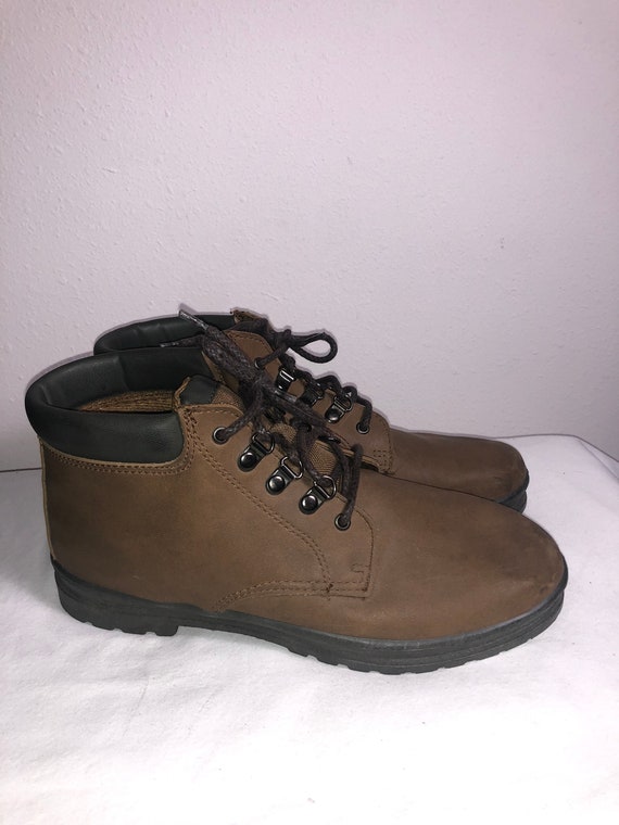rugged outback hiking boots