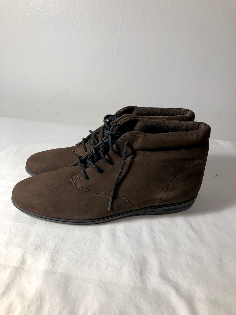 easy spirit booties