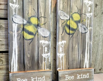 Bee Kind Bumblebee and wild flowers RUSTIC wood inspirational sign. bumblebee artwork. Pallet style sign