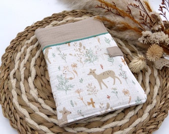 Protège carnet de santé personnalisé, idéal cadeau de naissance, en double gaze et coton, biche beige