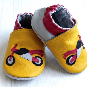 Leather slippers/size 18 to 35/child/baby/boy/calf leather/soft/shoes/slippers/yellow/red/gray/black/motorcycle/biker/vehicle/machine image 2