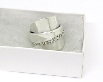 Wide silver spoon ring, Wrap around  silver spoon ring,  Brittany Rose pattern spoon ring, Handmade silver spoon rings