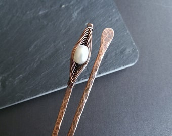 Pearl hair sticks, set of 2 copper or brass hair pins, hair accessories, hammered hair jewelry, perfect gift for girlfriend, bun holder