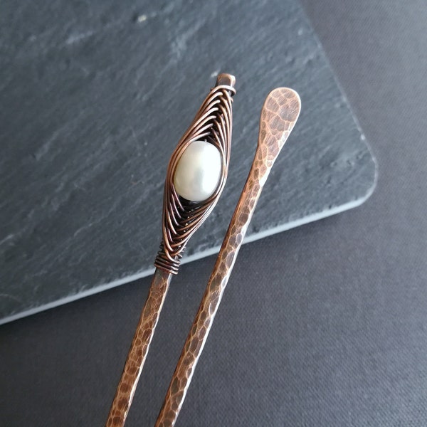 Pearl hair sticks, set of 2 copper or brass hair pins, hair accessories, hammered hair jewelry, perfect gift for girlfriend, bun holder