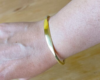 Men Copper or Brass Cuff, Minimalist Hammered Wire Bracelet, Couples Cuffs