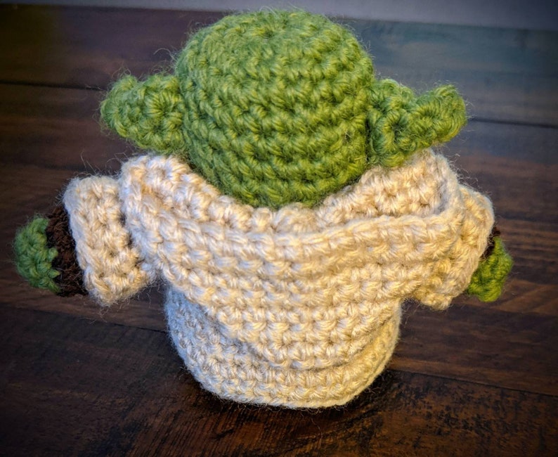 Yoda Amigurumi with robe image 6