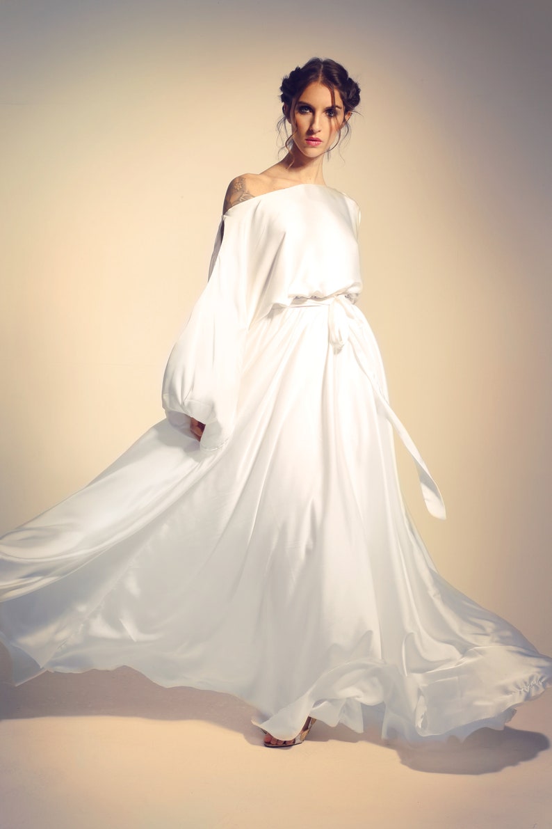 Abito da sera semplice ed elegante abito da sposa semplice ... Abito da sera semplice ed elegante abito da sposa semplice ...