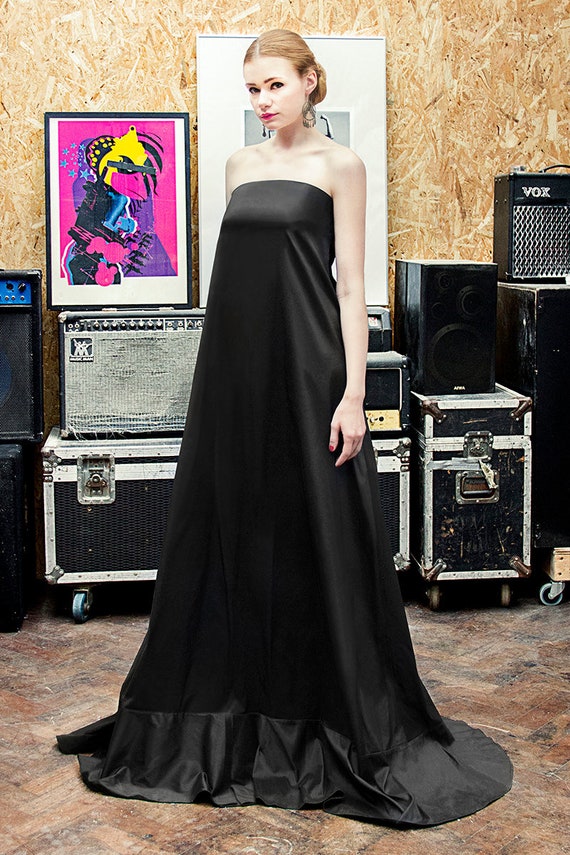 PREGNANCY Strapless Silk Evening Gown: Black A-Line Ruffle Hem Formal Dress