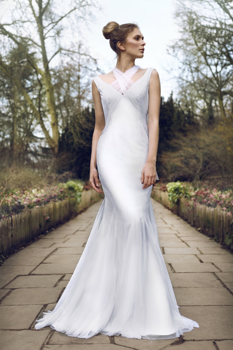 Mermaid Tulle Wedding Dress: Simple Bow Detail, Flowy Skirt image 1