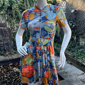 SWEET Vintage 1970s Floral  MINI Dress with matching BELT  size Extra Extra Small
